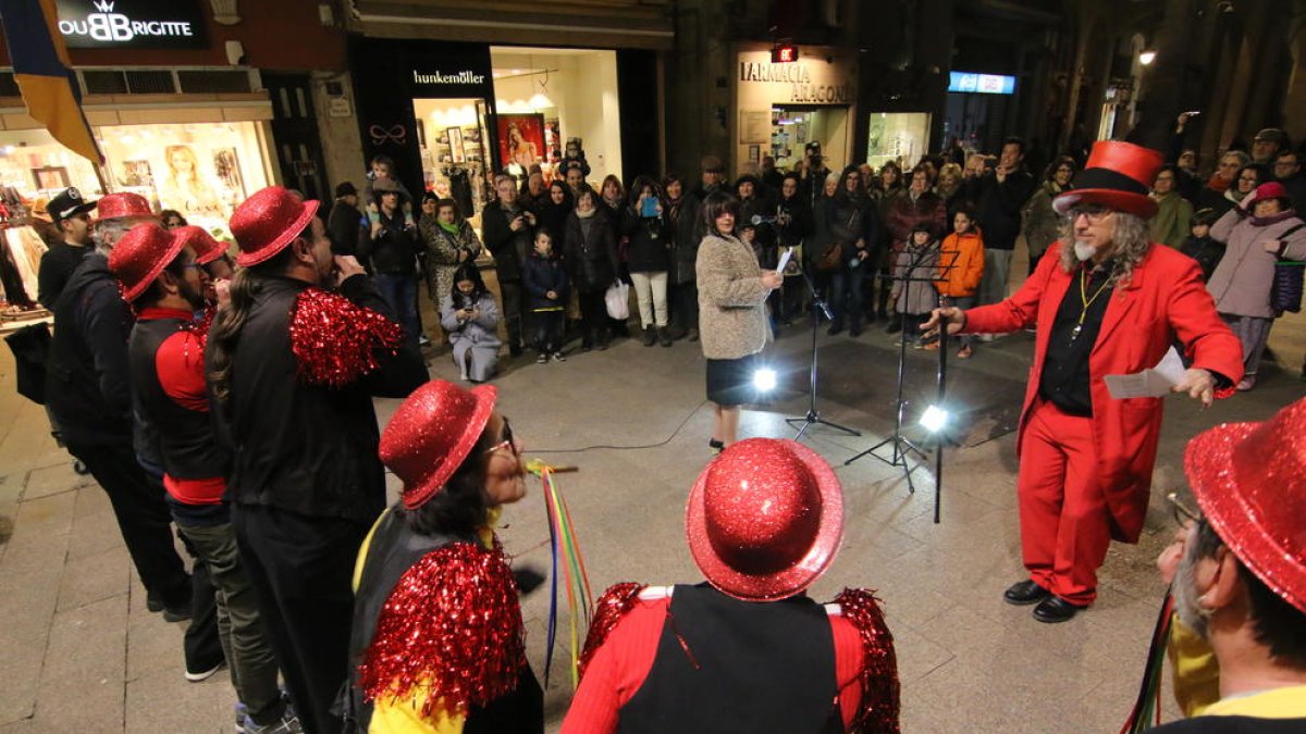 Una cinquantena de persones es van reunir en el primer acte de Carnaval.