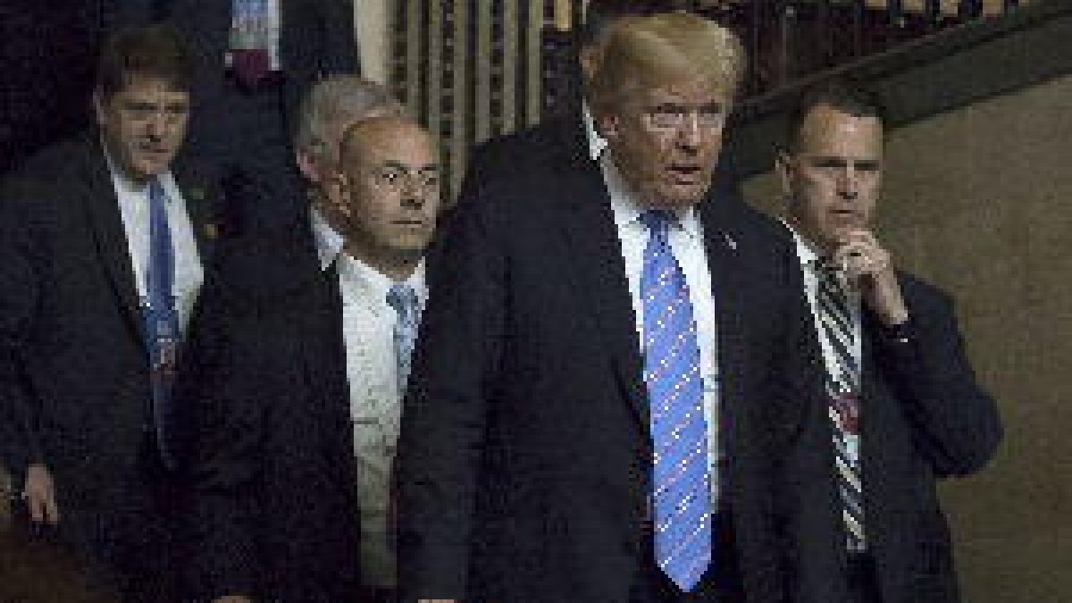 Trump amenaza con dejar de comerciar si los países no eliminan sus aranceles