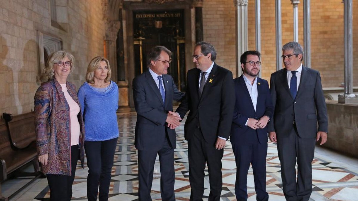 Torra i Aragonès van rebre l’expresident Mas i els exconsellers Rigau, Ortega i Homs abans del judici del 9-N al Tribunal de Comptes.
