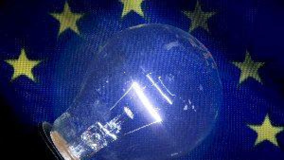 Usar bombilla LED en vez de tradicional ahorraría 10 euros al año en la factura