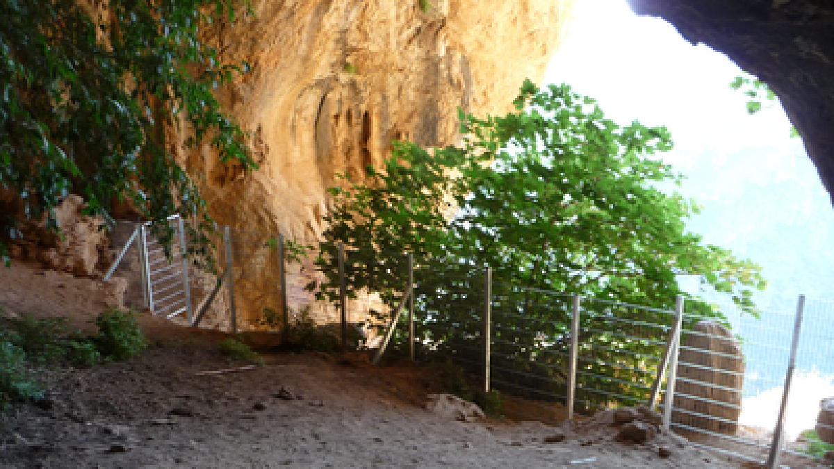 S’han restaurat les pintures rupestres i es regula l’accés.