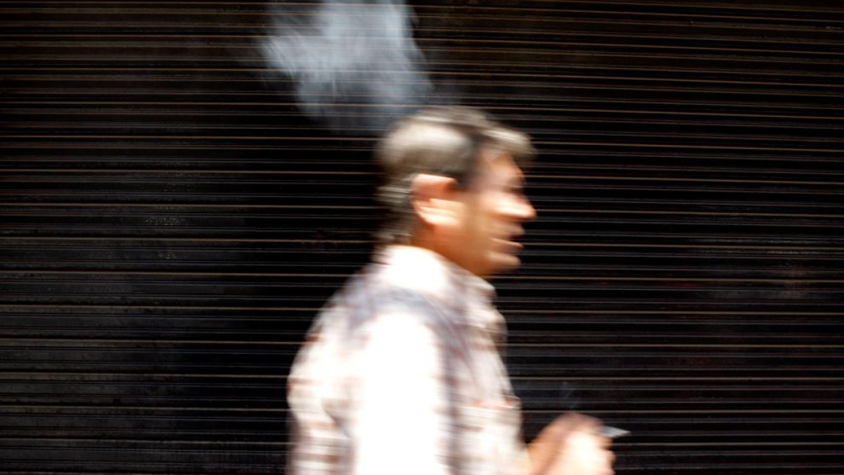 Los neumólogos advierten del 'importante' daño medioambiental del tabaco