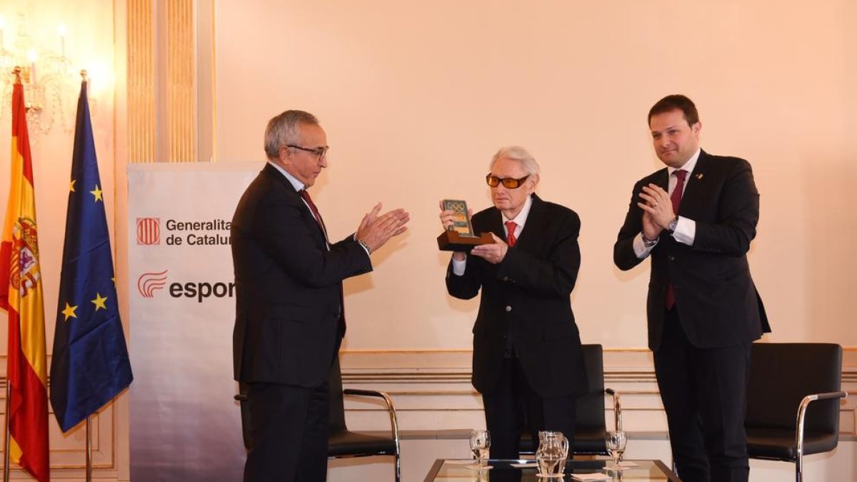 Josep Lluís Vilaseca rep el Premi Especial del Comitè Olímpic