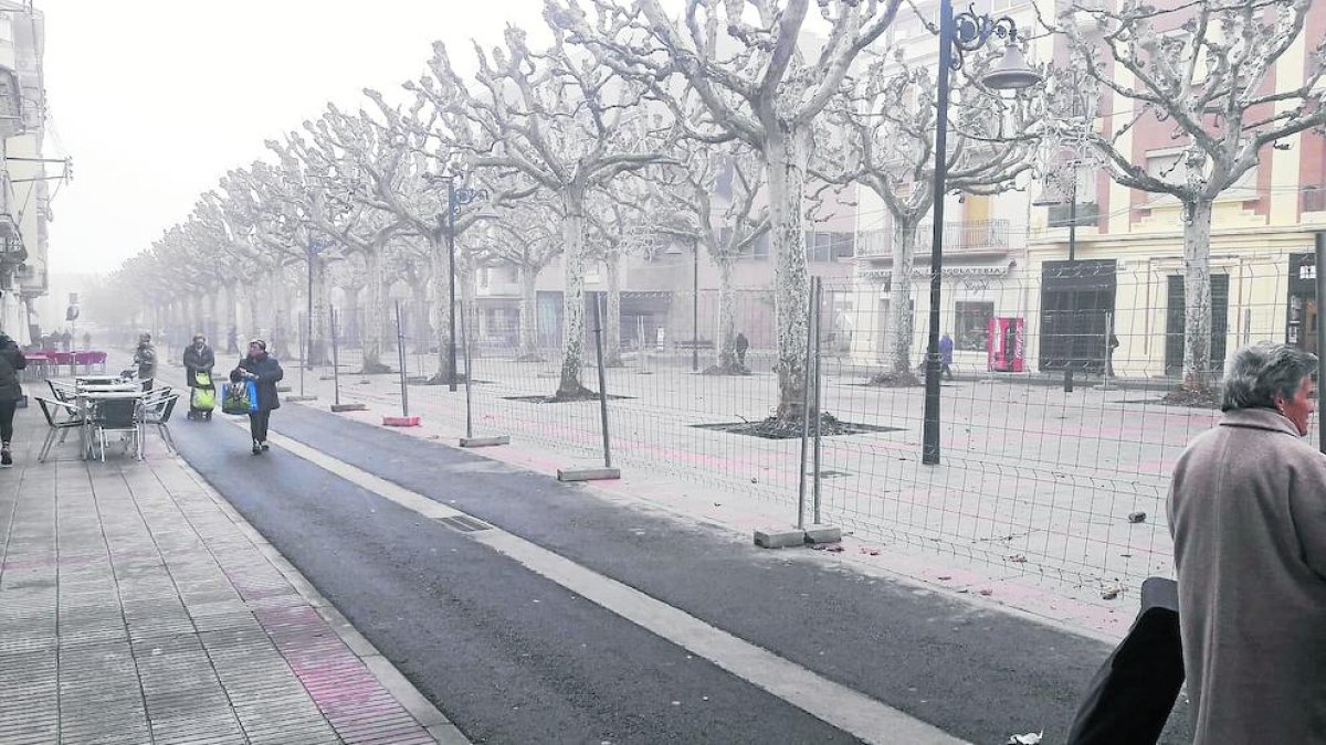 L’estat actual de les obres a la rambla del Doctor Pearson.