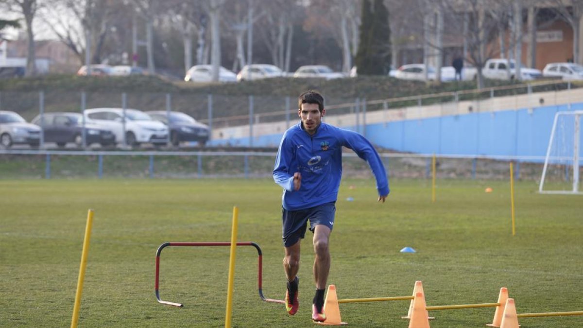 Álex Albístegui, ayer durante el entrenamiento del equipo en el Annex.