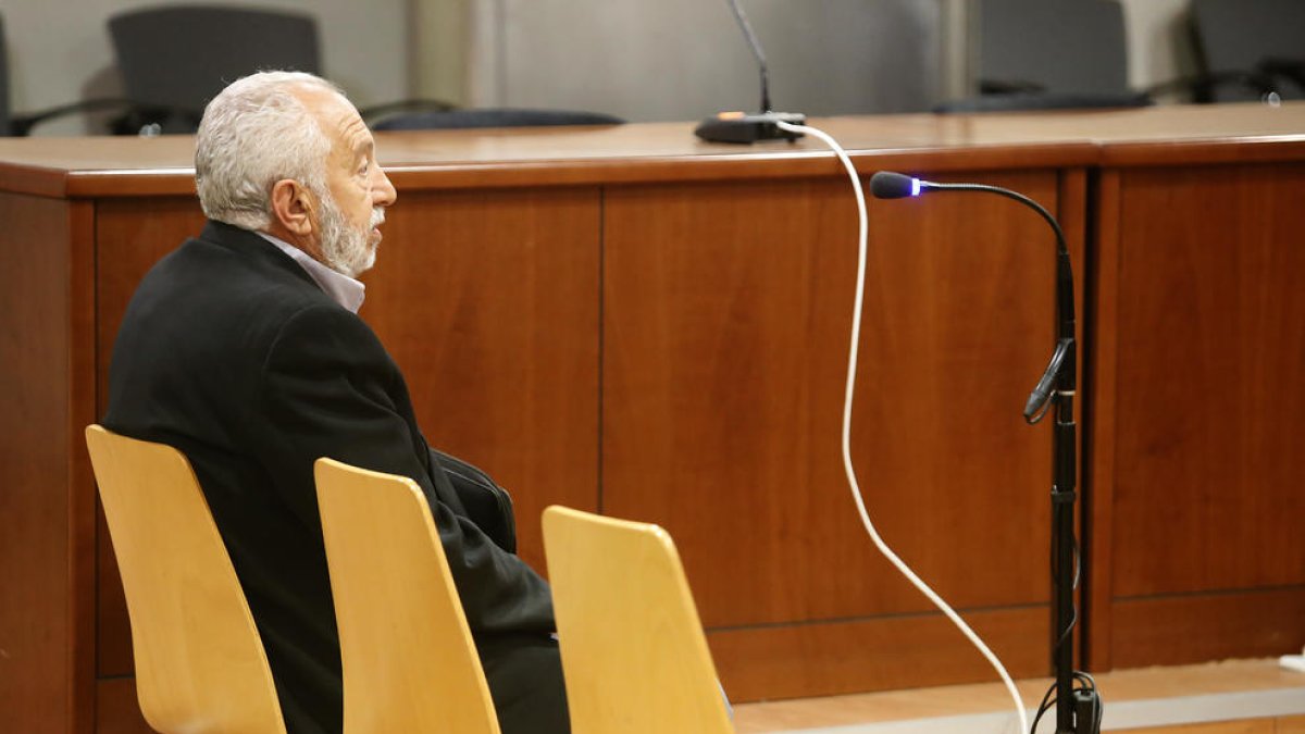 El condemnat, durant el judici, que va tenir lloc a l’Audiència de Lleida.