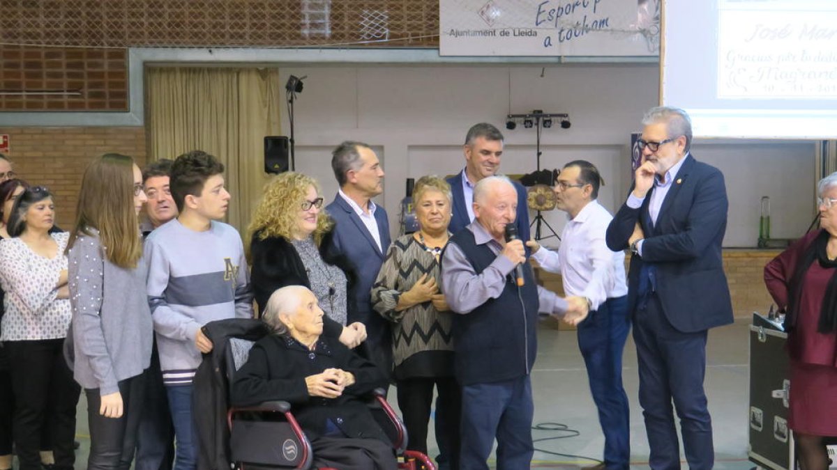 La fiesta del socio tuvo lugar en el pabellón municipal.