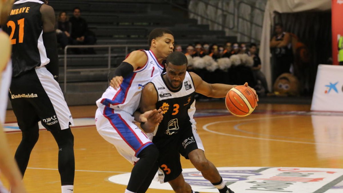 Treballada victòria de l'Actel Lleida (70-62)