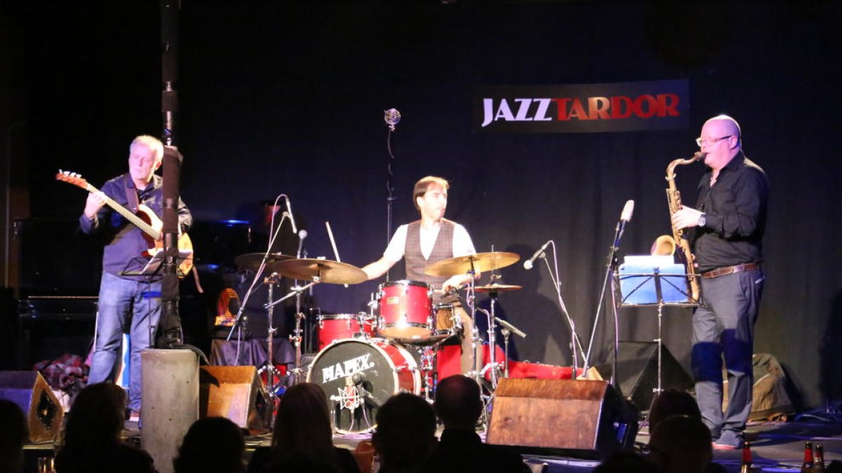 Un momento del concierto de Gonzalo del Val Irish Trio.