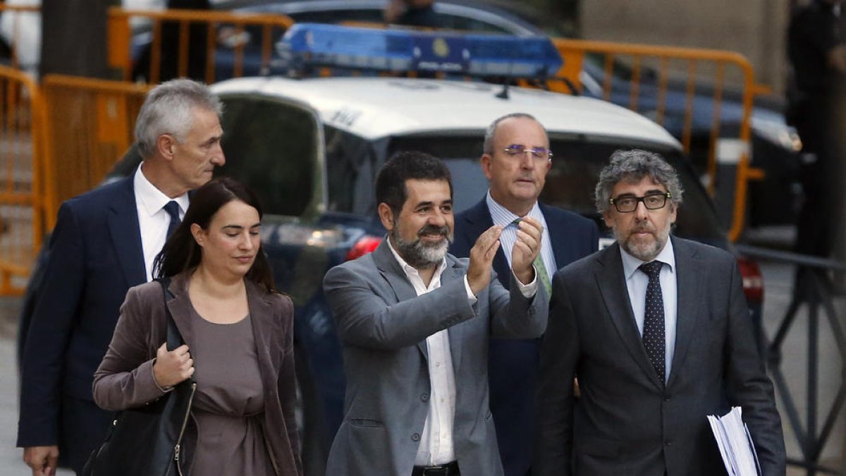 Sànchez al·lega al Suprem que vulnerarà la Constitució si impedeix la seua investidura