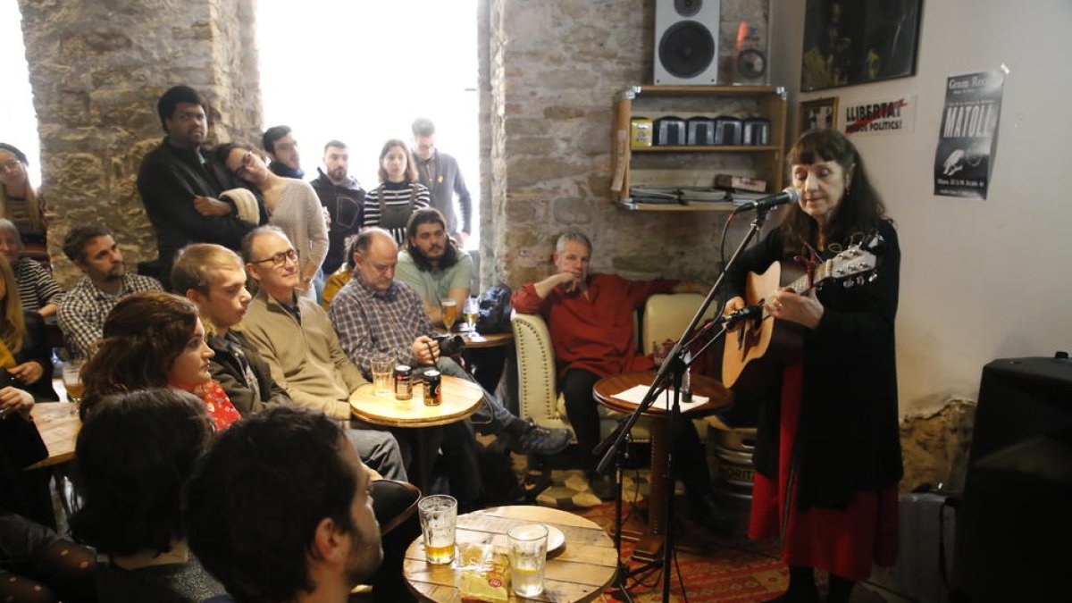 Concert ‘íntim’ del Festival Músiques Disperses amb Alisha Sufit