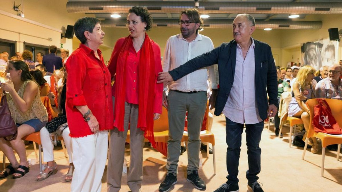 Tere Cunillera, Magdalena Valerio, Camil Ros y Pepe Álvarez.