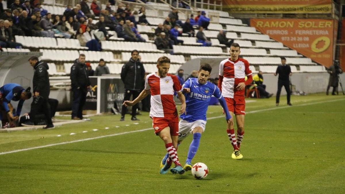 El Lleida Esportiu va tancar l’any amb un empat sense gols al Camp d’Esports davant del Sabadell.