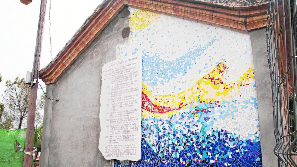 El mural s’inaugurarà el dia 8 d’abril.