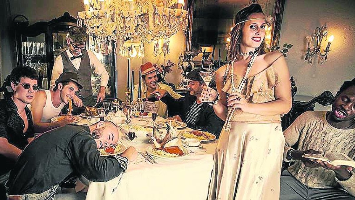 Imagen promocional de la banda leridana La Familia Torelli.