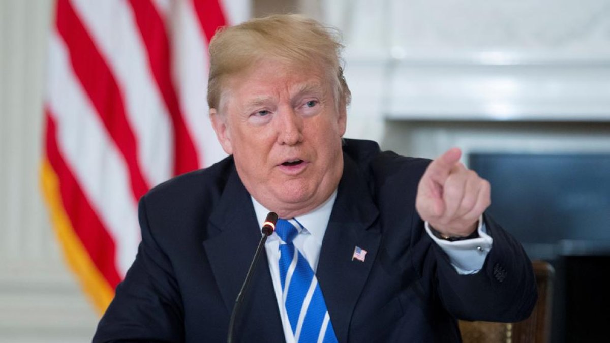 El president dels EUA, Donald Trump, en roda de premsa per explicar els pressupostos.