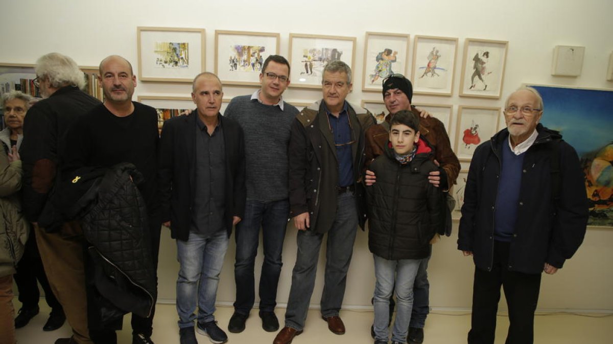Indecor va inaugurar ahir l’exposició de Nadal de sis artistes, que podrà visitar-se fins a finals de gener.