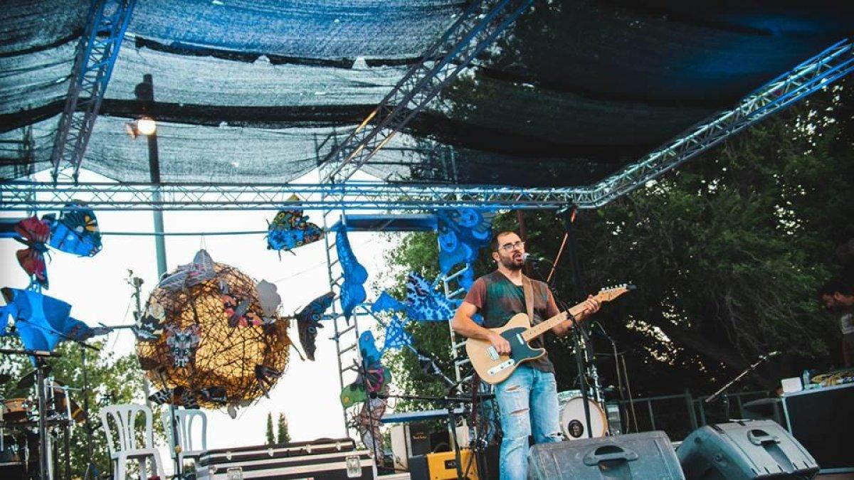 Un concierto que ofreció el cantautor Ramon Martí, Fustegueres, en el festival Paupaterres.
