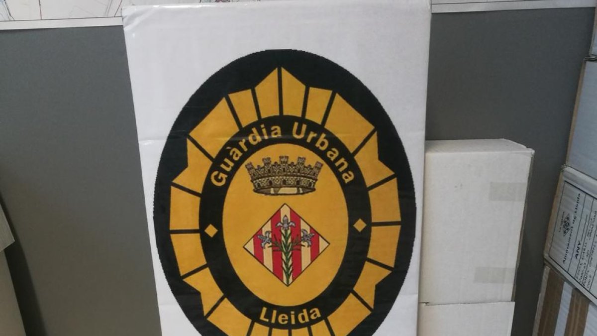 Detenido un menor en Lleida por intentar agredir a un agente con una navaja