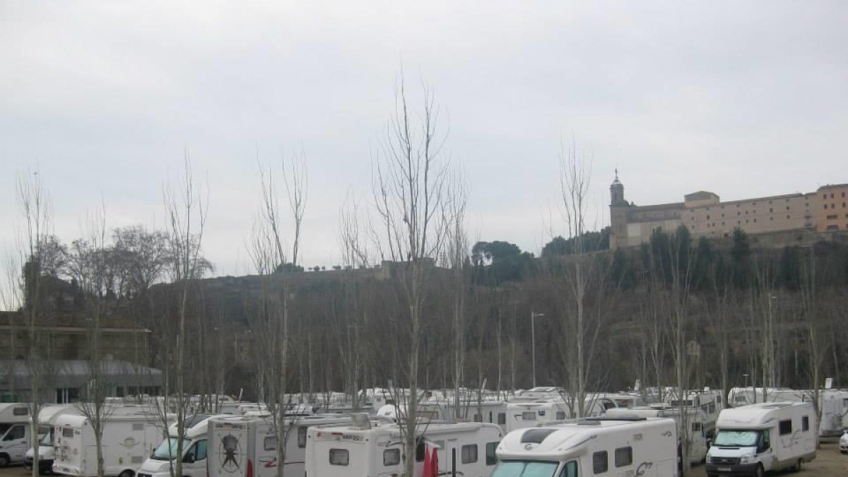 Uno de los encuentros de autocaravanas en Balaguer.