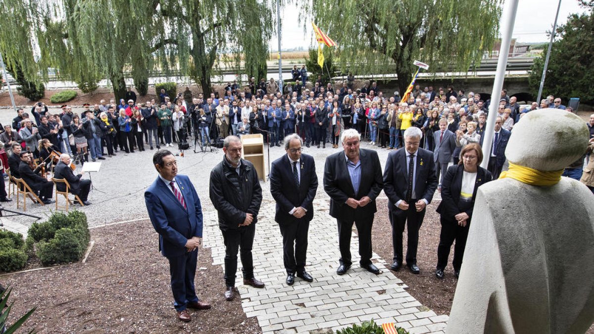 Josep Companys, Quim Torra, Amadeu Ros, Salvador Bonjoch y Rosa Maria Perelló, en El Tarròs.
