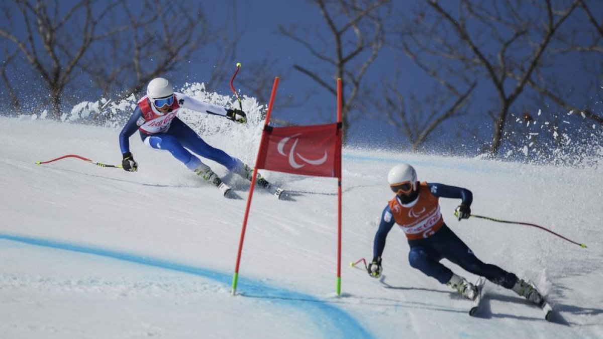 Santacana, seguint el guia durant la prova d’ahir.