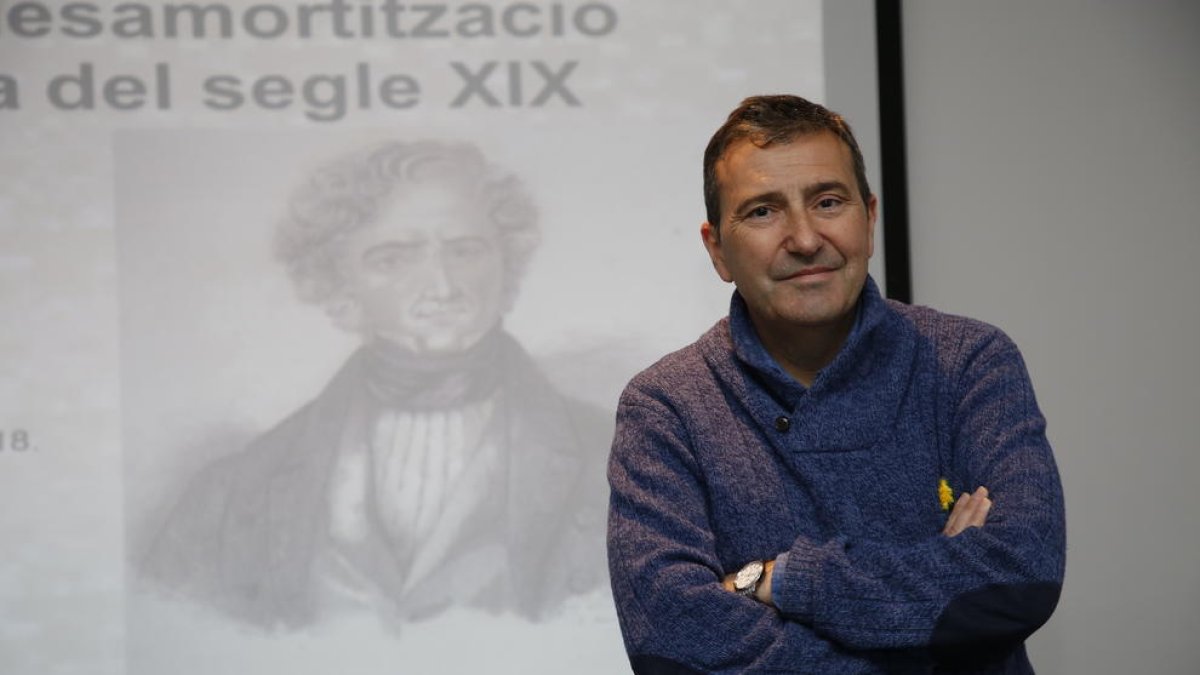 El historiador de la Universitat de Lleida Quintí Casals, ayer en el Museu de Lleida.