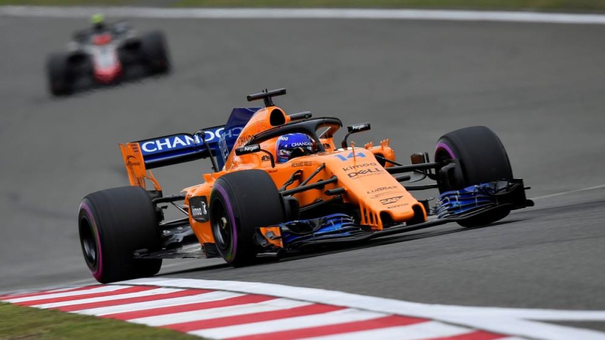 Fernando Alonso, durante una de las sesiones de entrenamiento de ayer.