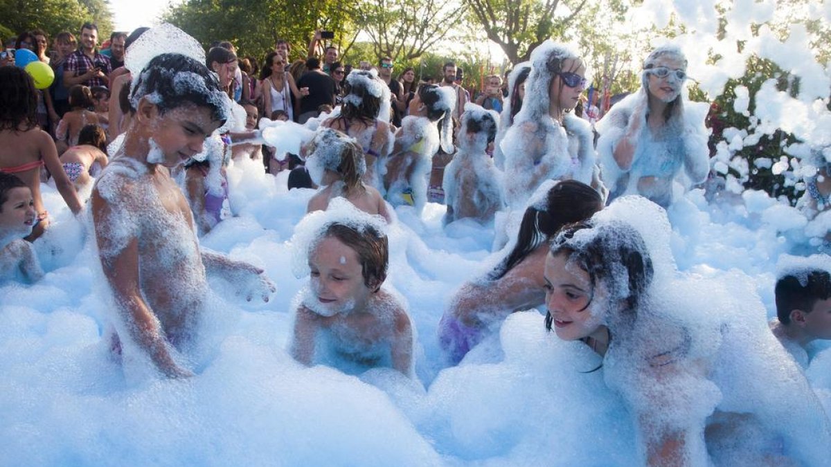 El festival estrenó un vermut musical ayer al mediodía en el Ateneu.