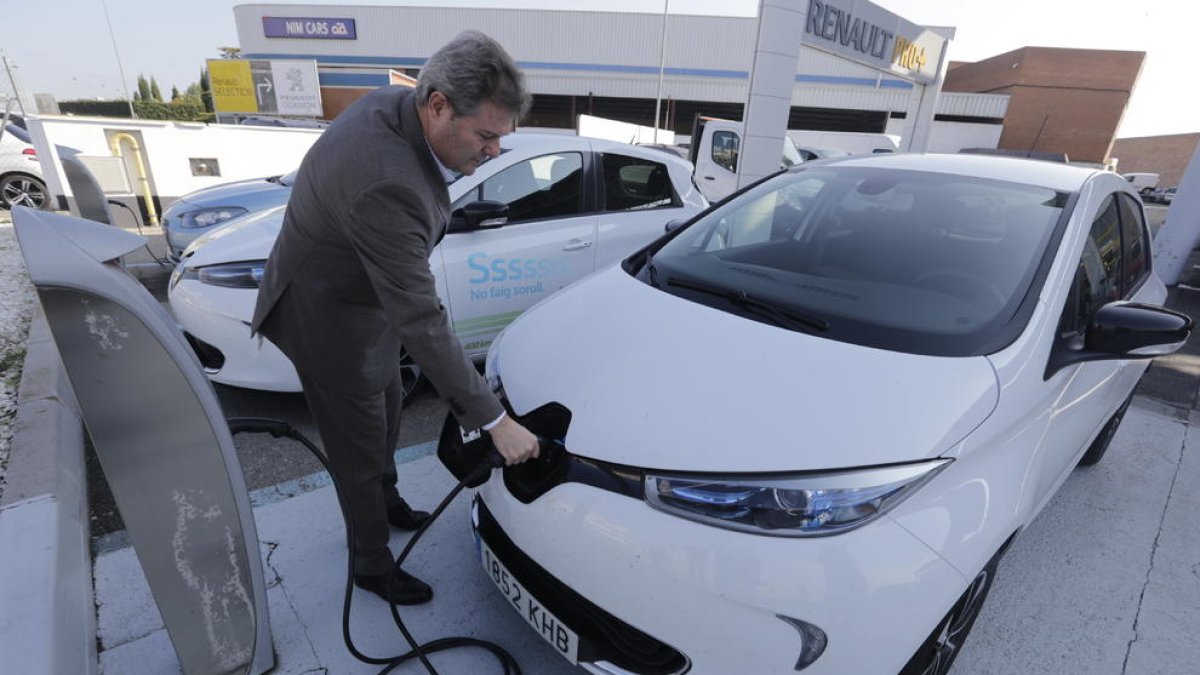 Lleida té un vehicle elèctric per cada 1.365 amb propulsió convencional