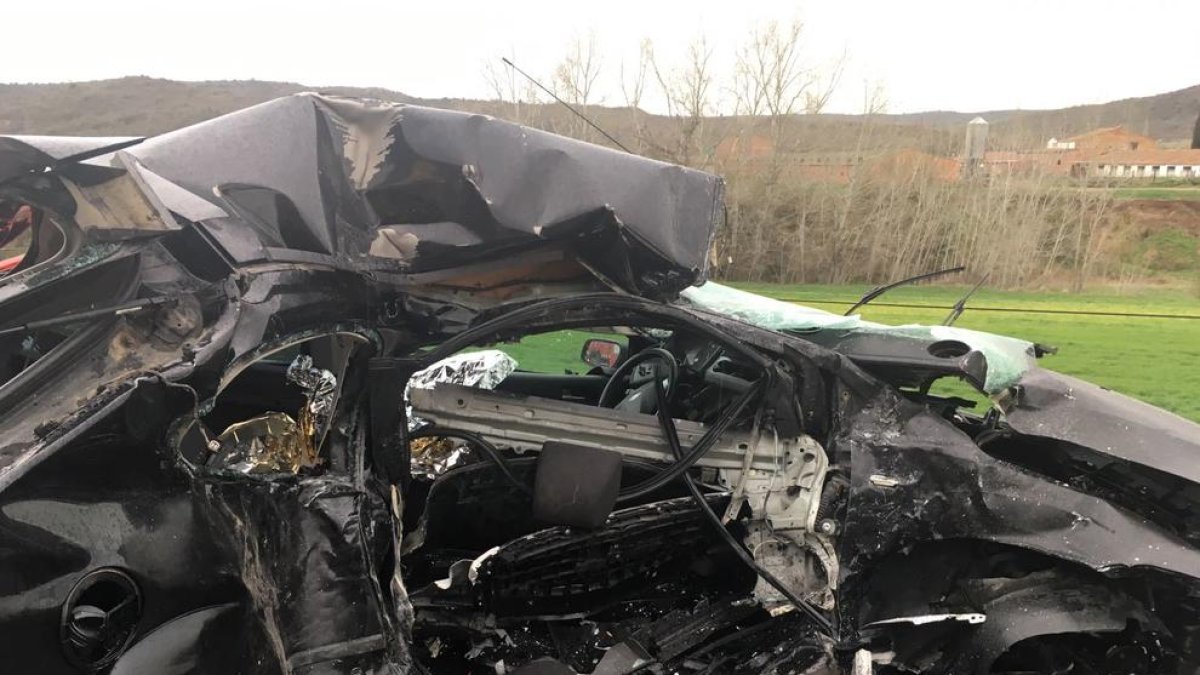 Un muerto y dos heridos en un accidente en Torà