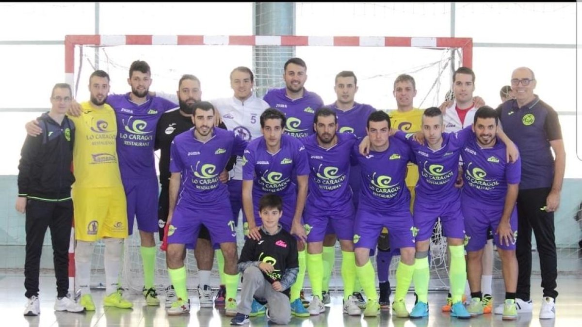 Plantilla de Lo Caragol, que este fin de semana puede firmar un ascenso histórico a Segunda B.