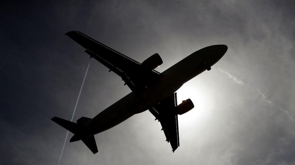 Las fuertes lluvias causan demoras en el aeropuerto de Barcelona-El Prat