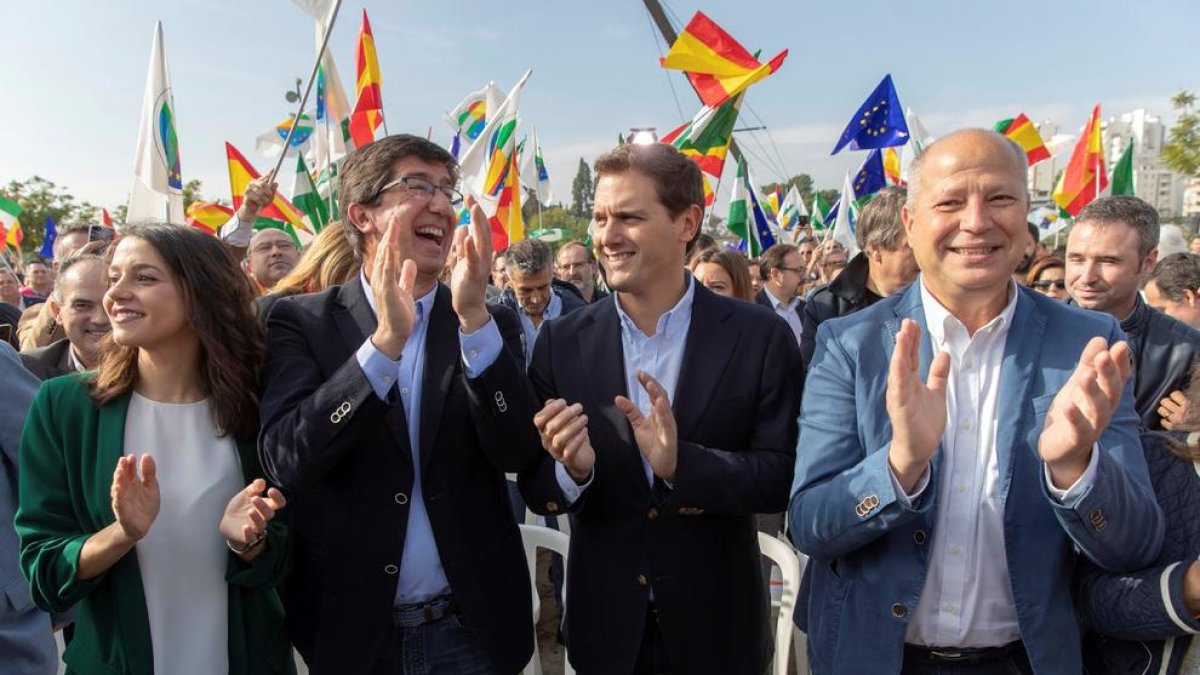 La líder de Cs en Catalunya, Inés Arrimadas, el candidato Juan Marín y el presidente de Cs, Albert Rivera.