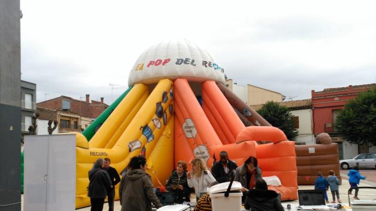 La Festa del Reciclatge que se celebró ayer en Alfarràs.
