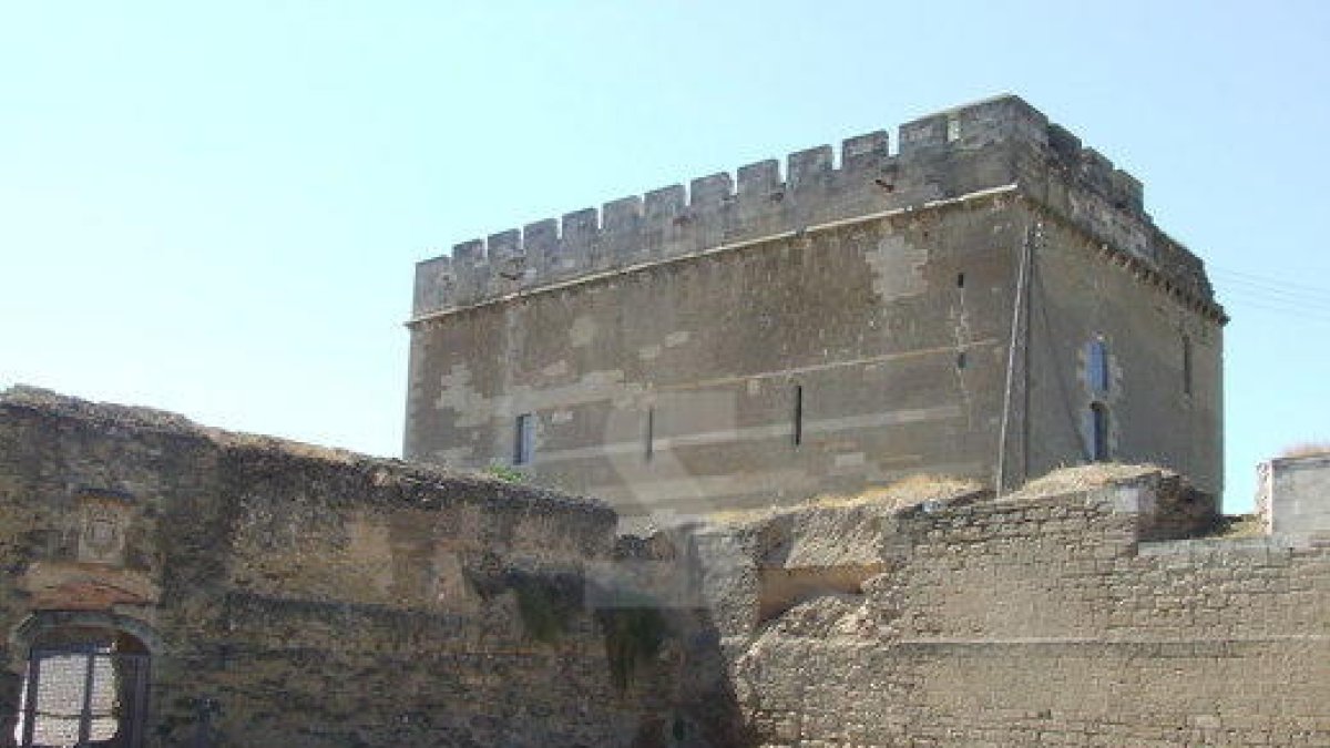 Operaris de neteja troben ossos humans al Castell dels Templers de Gardeny