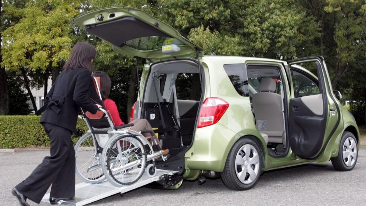 Baixen les llistes d'espera de dependents, però pugen les persones sense valorar