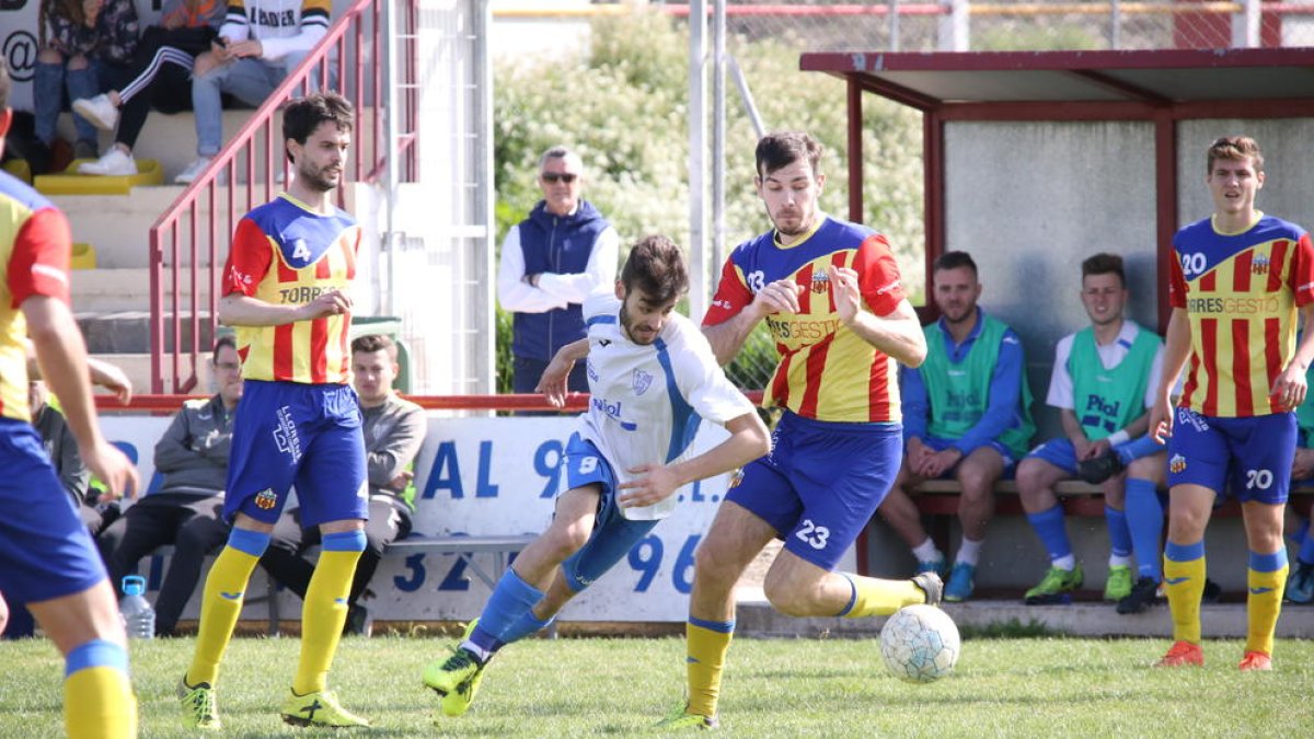 El Bellpuig va jugar un bon partit però no va poder evitar la victòria del Mollerussa.