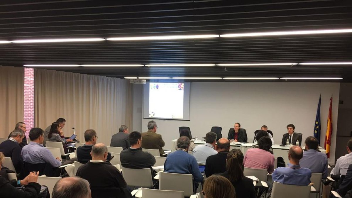 Imagen de una de las últimas reuniones del sector frutícola con el ministerio de Agricultura.