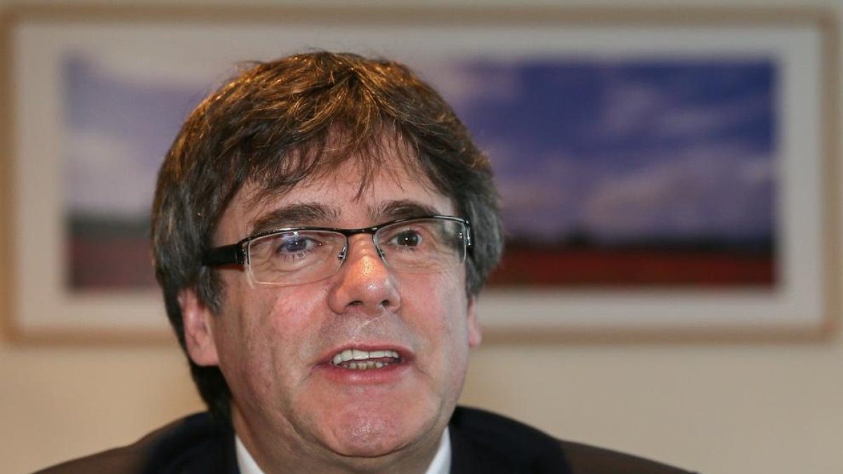 Puigdemont: 