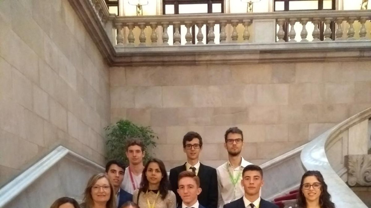 Los alumnos iniciaron ayer el curso de formación en el Parlament.