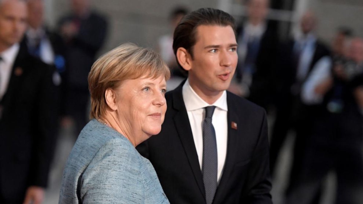 La canciller alemana Angela Merkel y el austriaco Sebastian Kurz.
