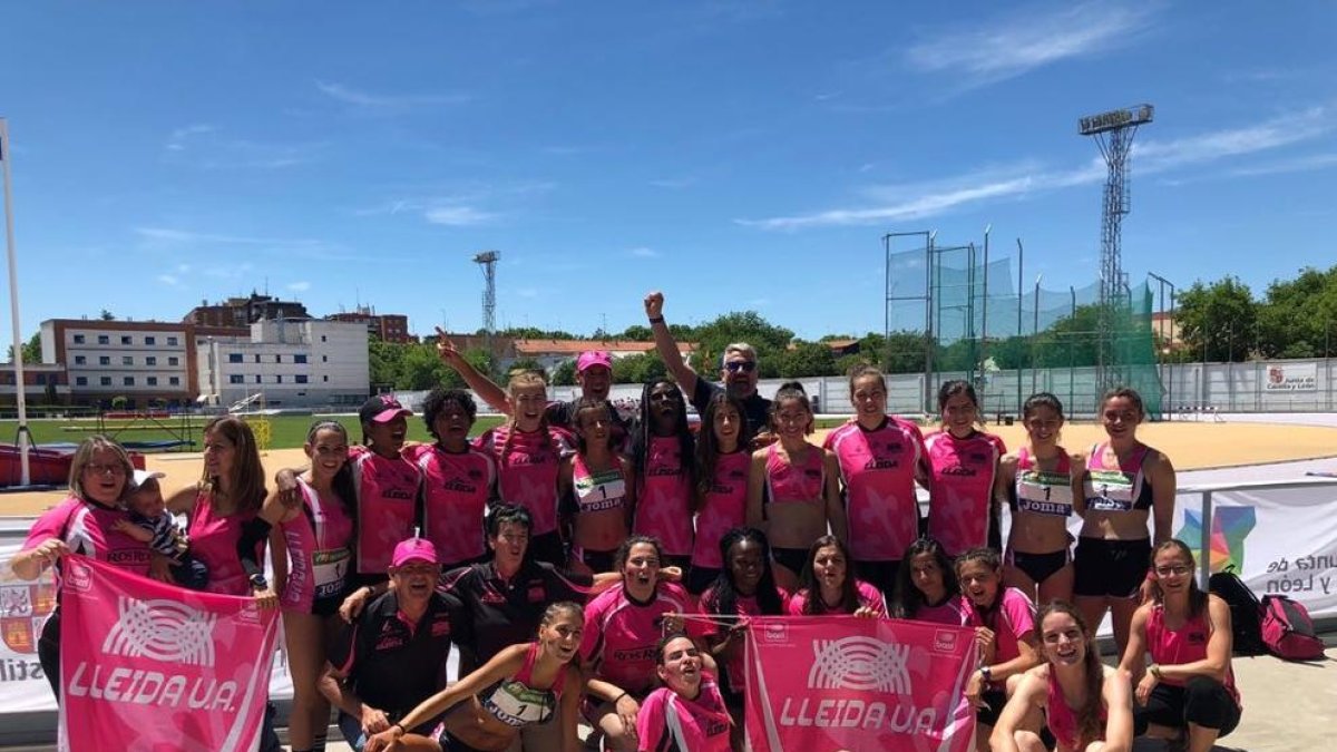 El Lleida UA femení ascendeix com a campió a la Primera divisió