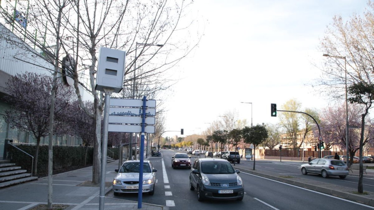Campanya informativa de la Paeria per avisar que els radars multaran a partir de 60 km/h el 10 d'abril