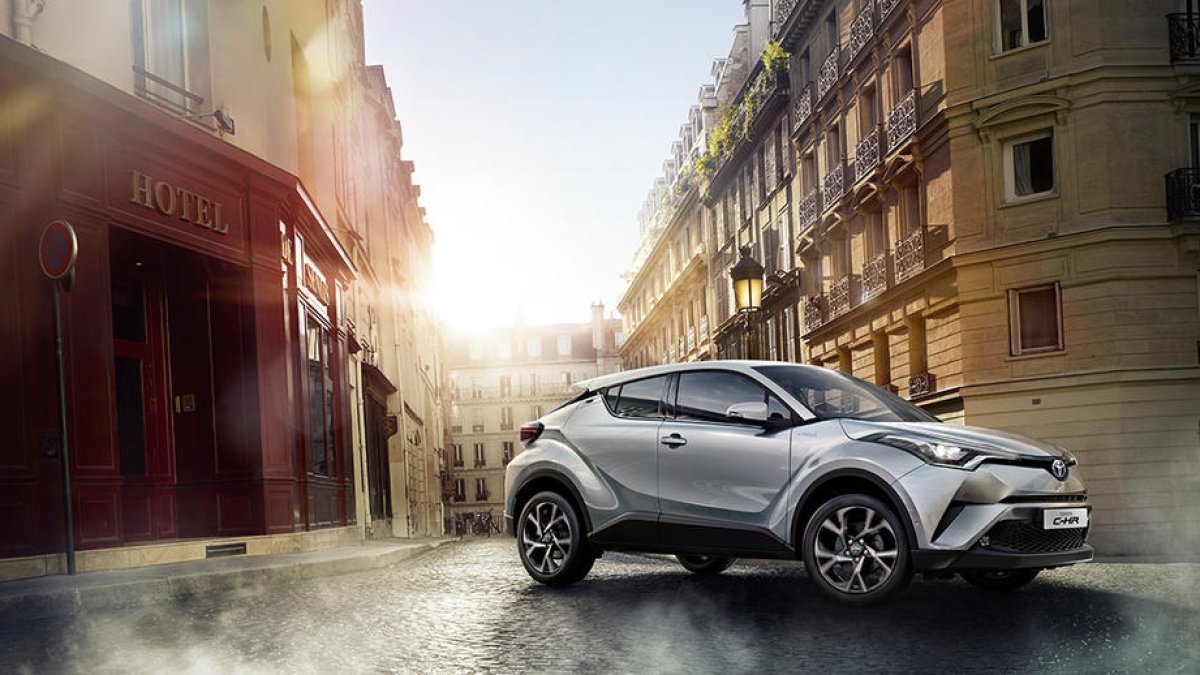 Toyota treu la nova gamma del C-HR Hybrid