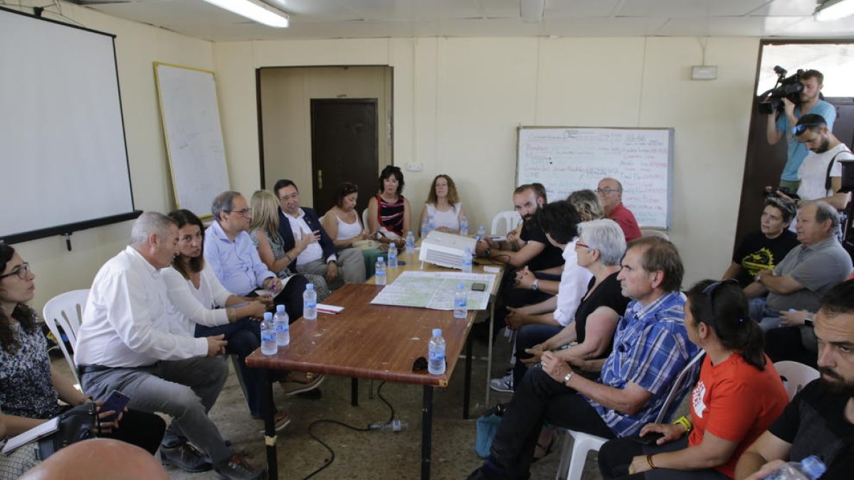 Reunió del president Quim Torra amb els alcaldes dels municipis afectats pel foc.