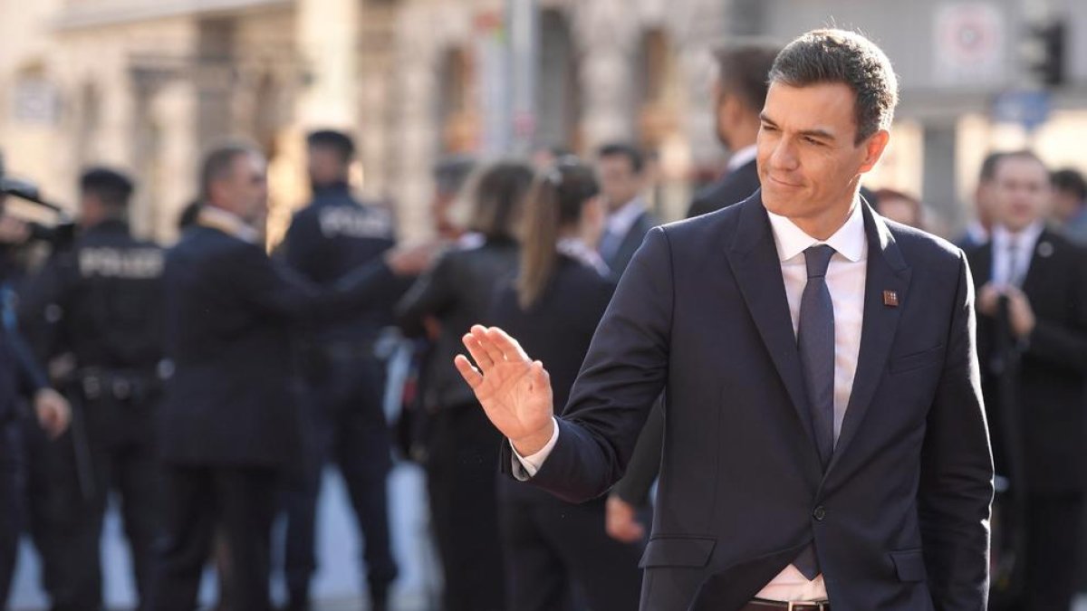Pedro Sánchez a su llegada a la cumbre de jefes de estado de la UE