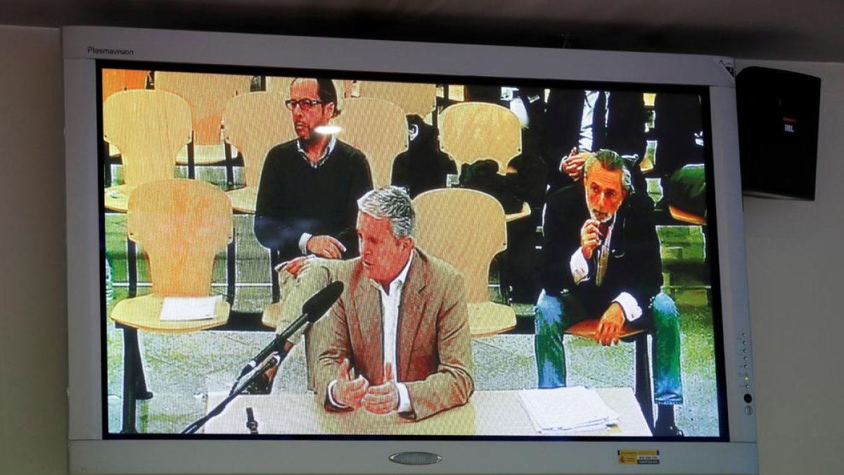 Crespo corrobora que Ricardo Costa els va demanar de facturar treballs del PP a empresaris