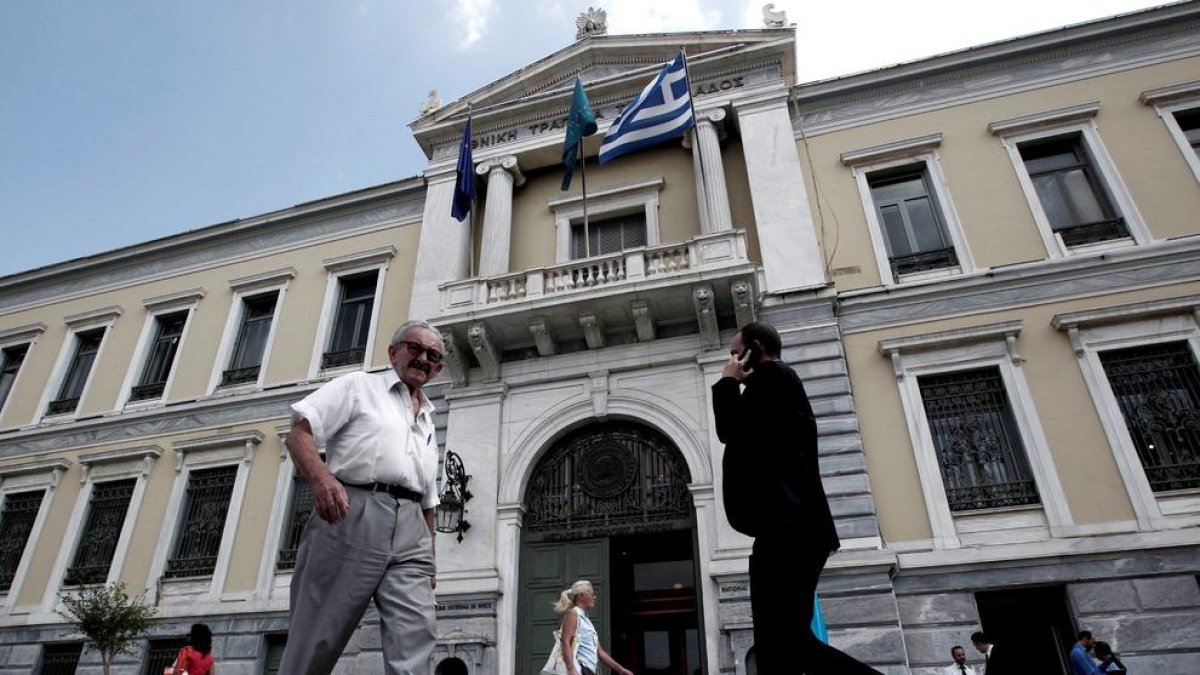 La fachada del Banco Nacional de Grecia
