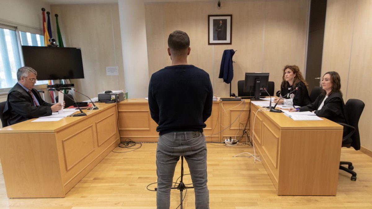 Ángel Boza, ayer durante el juicio por robo.